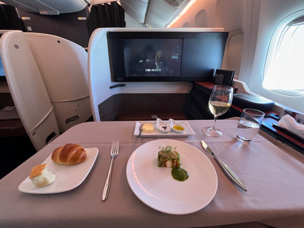 JALファーストクラスで提供された機内食