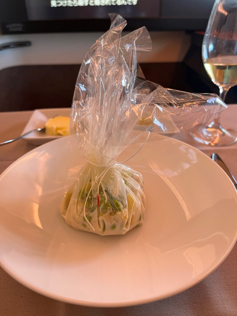 JALファーストクラスで提供された機内食