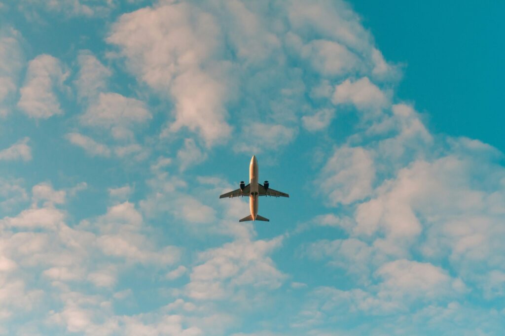 AIで航空券を安く探す でも予約前の確認は必須
